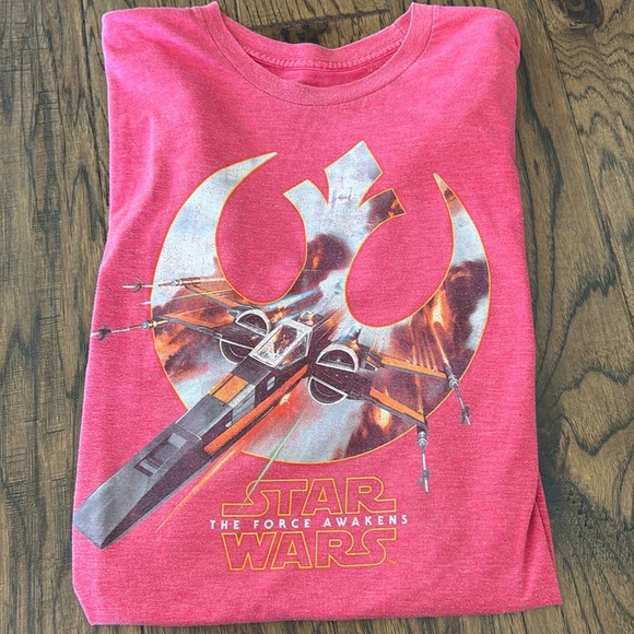 Star Wars The Force Awakens T-shirt - Picture 1 of 5